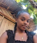 Rencontre Femme Madagascar à Toamasina  : Nela, 21 ans